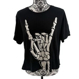 Zoe + Liv Black Skeleton Hand Rock Graphic Tee, Women’s XL, Edgy Punk Goth Style